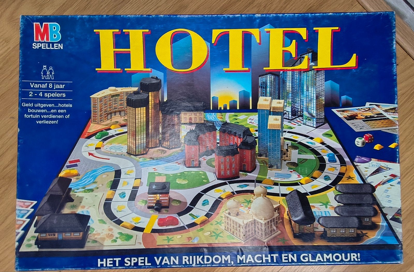 Hotel, Ophalen, Zo goed als nieuw