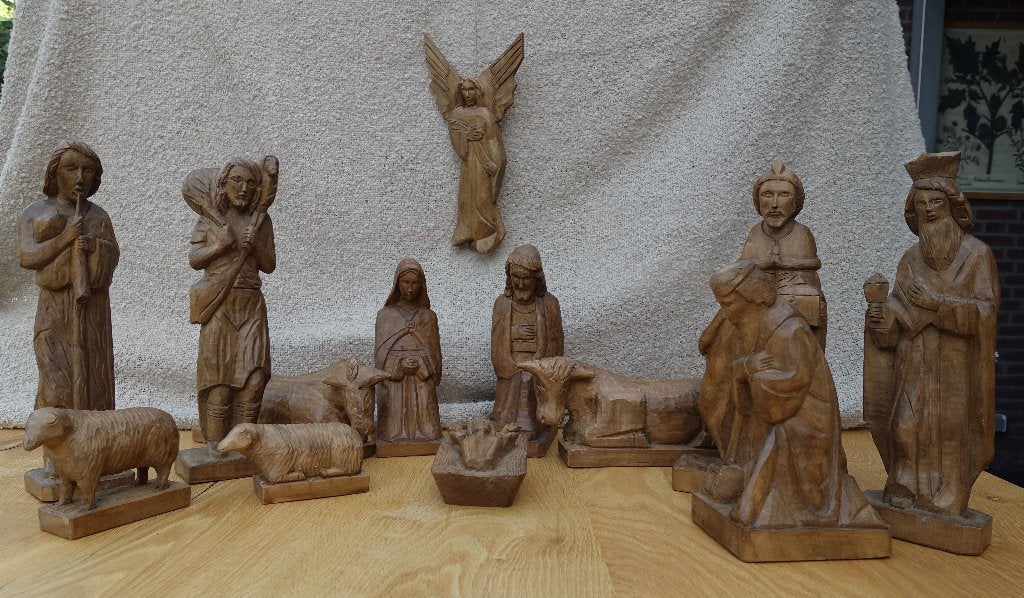 Kerststal, handgesneden, hout, groot, Diversen, Ophalen of Verzenden, Zo goed als nieuw