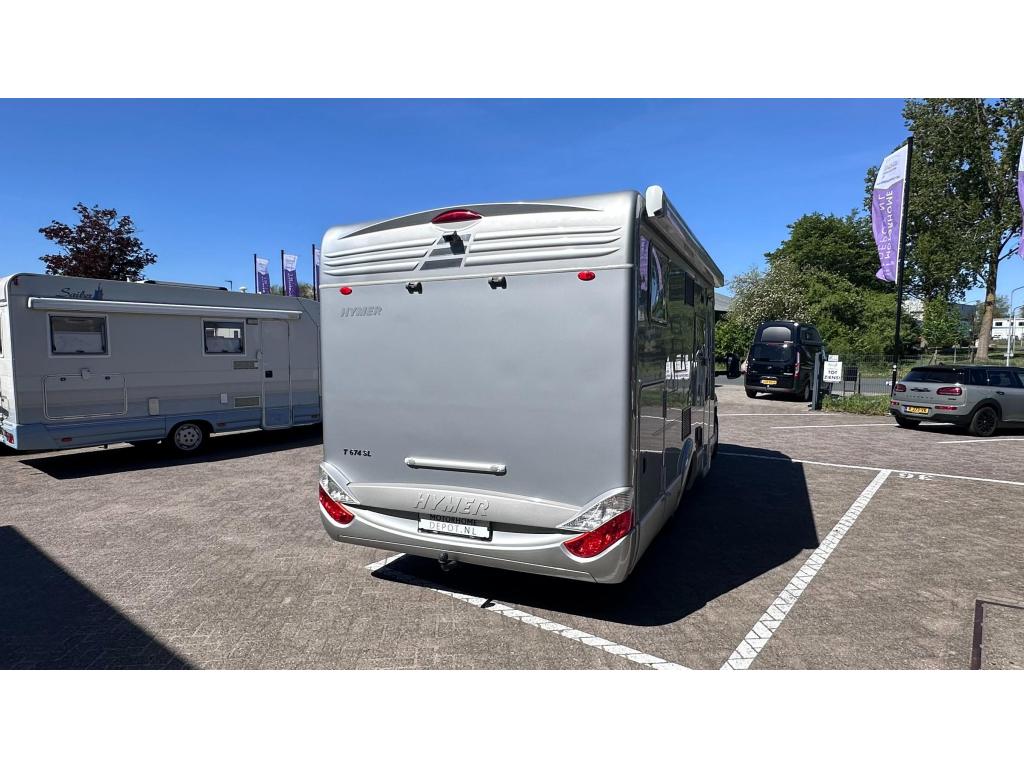 Hymer Tramp 674 SL NL-camper Automaat 157 PK Lengtebedden, Caravans en Kamperen, Campers, Automaat, Tot en met 2, 7 tot 8 meter