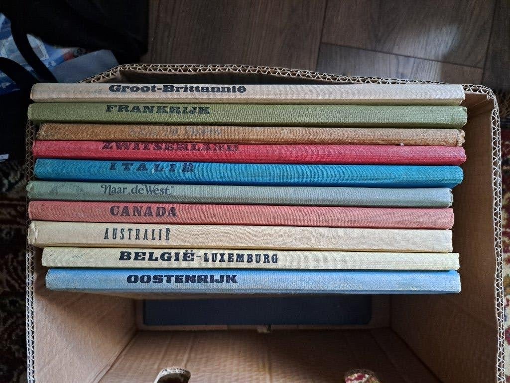Douwe Egberts Wereldreisgidsen Collectie (10 stuks), Boeken, Verzenden, Douwe Egberts, Europa, Reisgids of -boek