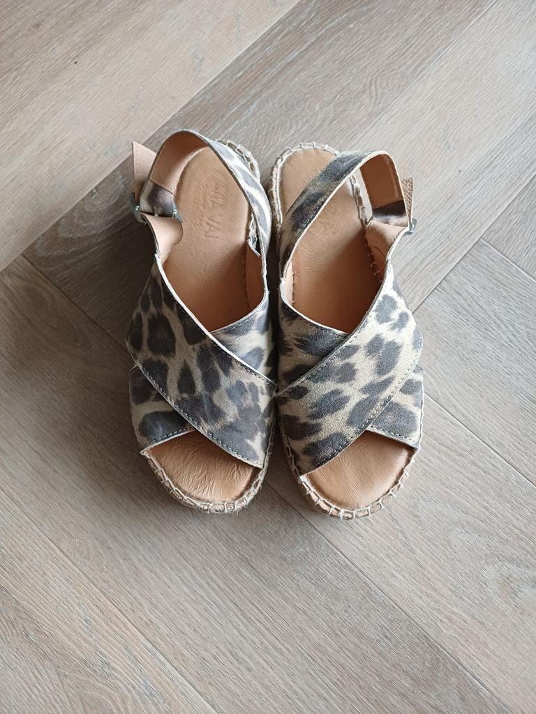 VIA VAI Mondi Isabella, maat 39 -  als nieuw, Bruin, Ophalen of Verzenden, Zo goed als nieuw, Espadrilles of Moccasins
