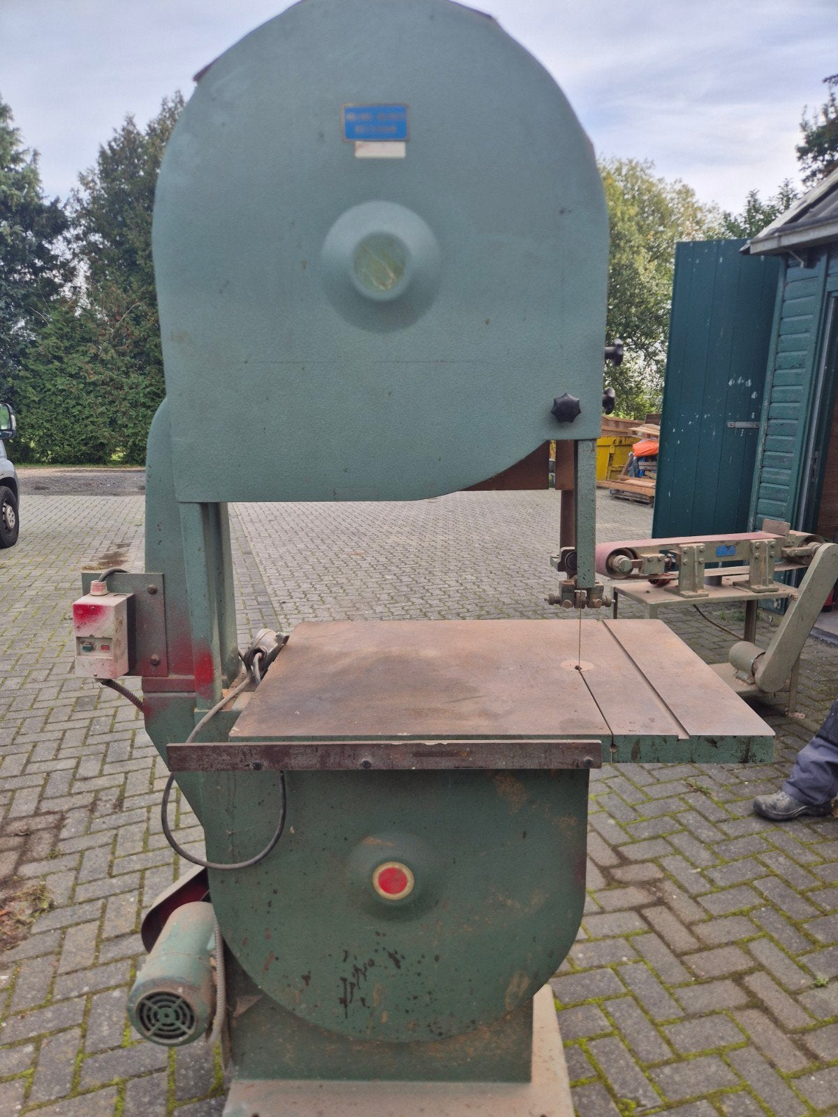 lintzaagmachines