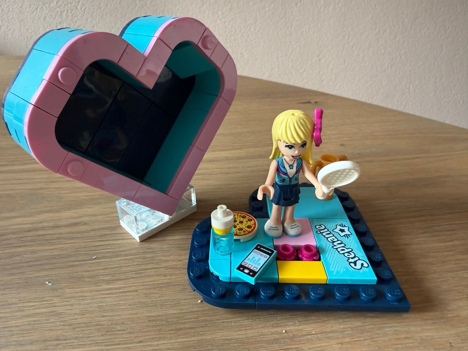 LEGO Friends Stephanie's Hartdoosje 41356 comlete set, Lego, Friends, Ophalen of Verzenden, Zo goed als nieuw