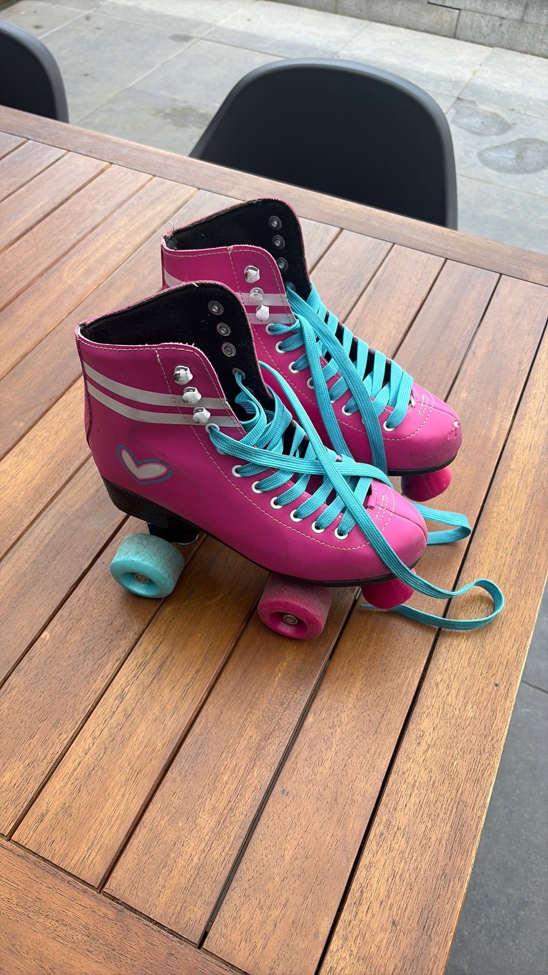Rolschaatsen roze met blauw, Kinderen en Baby's, Speelgoed | Buiten | Rolschaatsen, Ophalen, Zo goed als nieuw, Dames