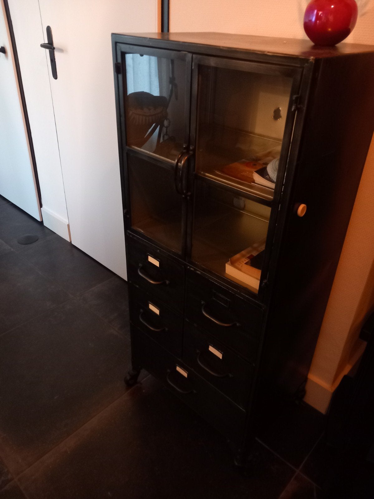 industriële zwart metalen kast, Ophalen, 5 laden of meer, 100 tot 150 cm, 50 tot 100 cm