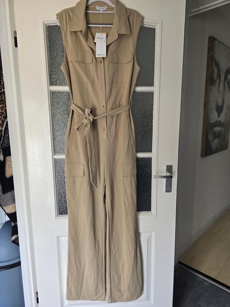 Nieuw maicazz jumpsuit xl zand, Kleding | Dames, Jumpsuits, Ophalen of Verzenden, Nieuw, Maat 46/48 (XL) of groter, Beige