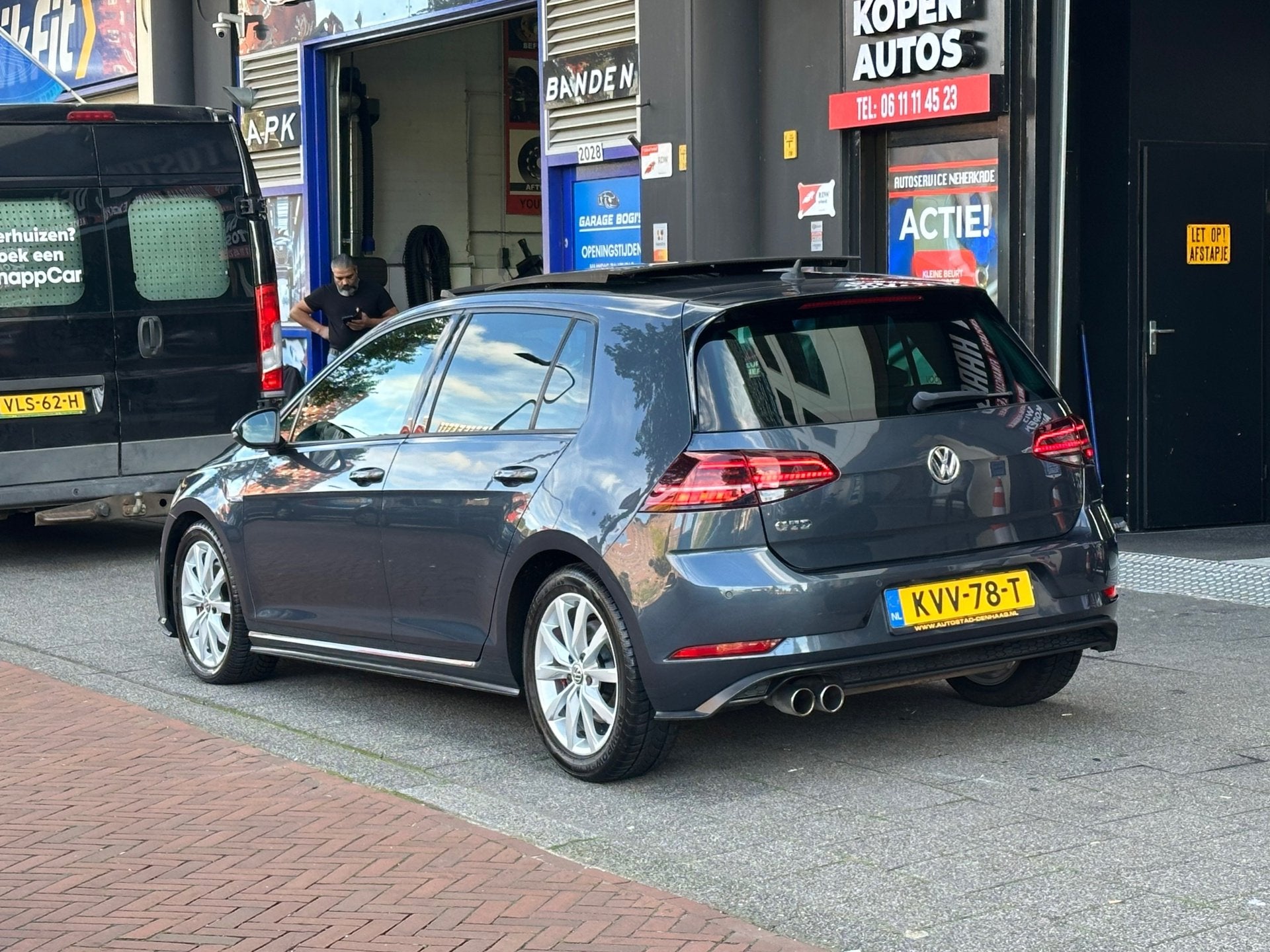 Foto 2 van Volkswagen Golf 2.0 TDI GTD DSG Navi Camera Carplay Pano