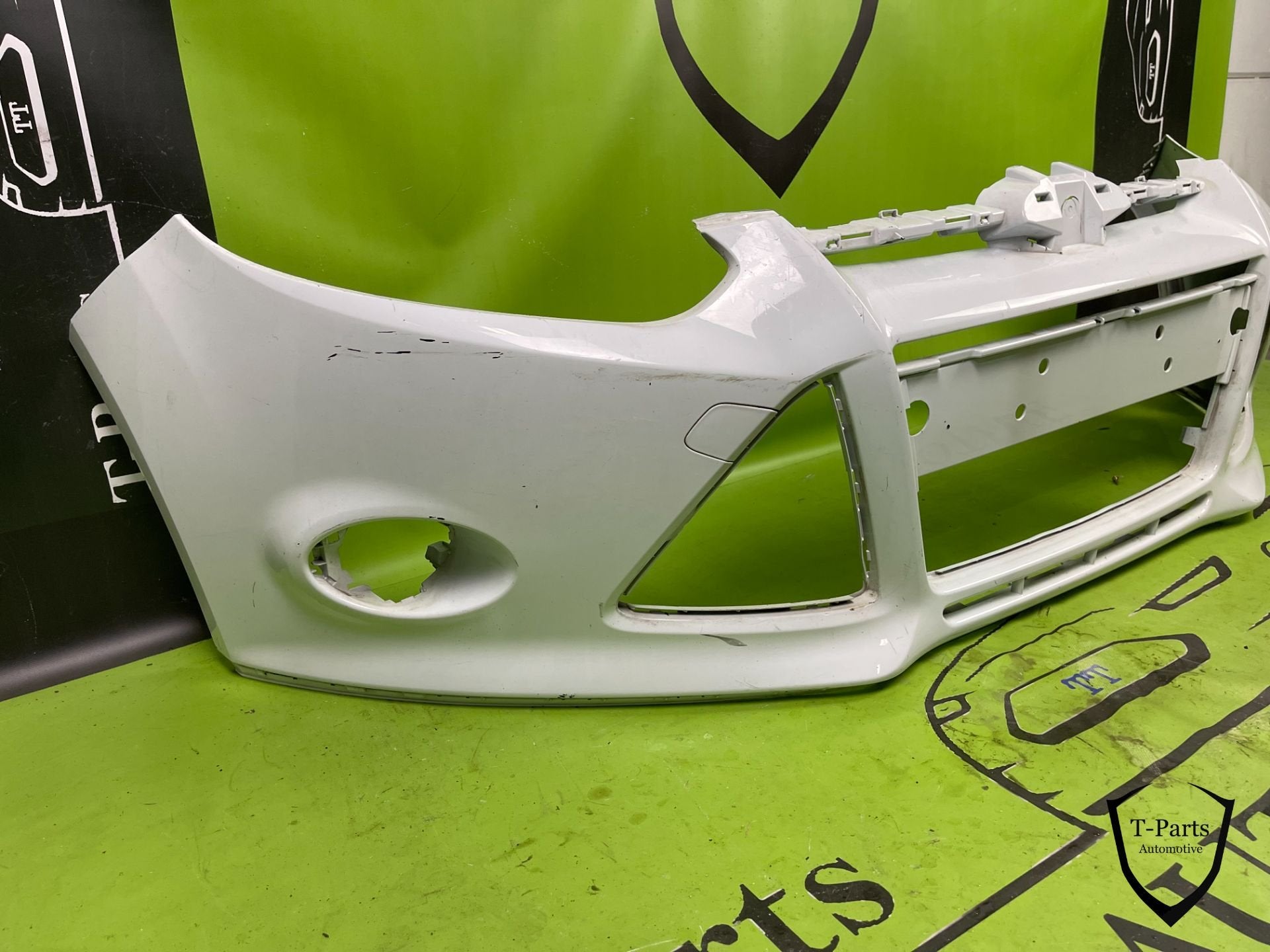 ford focus voorbumper 2010+ bumper, Info@fabrikant.eu, Ophalen of Verzenden, Ford, Bumper