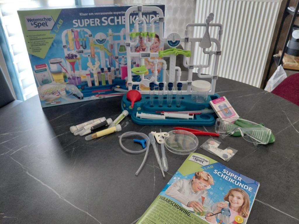 Clementoni Wetenschap & Spel Lab Super Scheikunde, Ophalen, Zo goed als nieuw