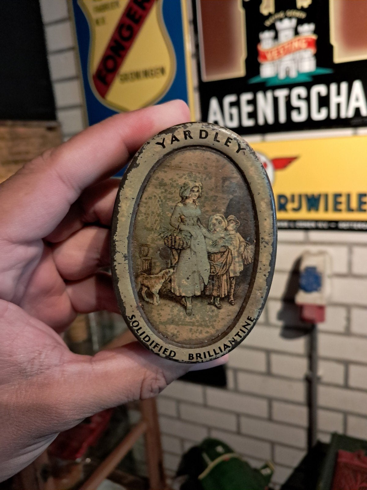 Yardley blikje, Ophalen of Verzenden, Zo goed als nieuw, Overige