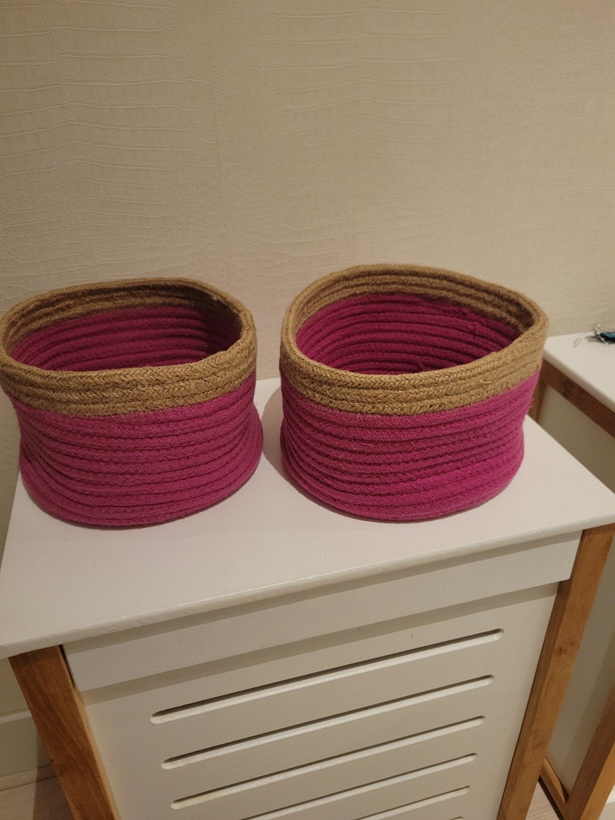 Set van 2 roze en jute opbergmanden, Mand, Textiel, Rond, Ophalen of Verzenden