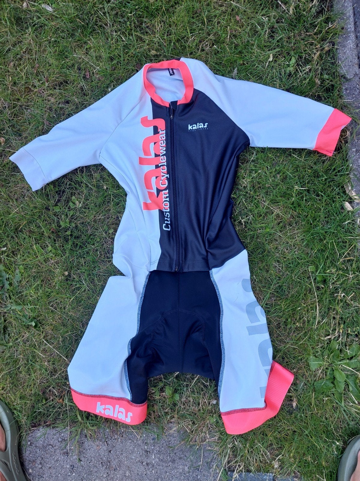 Kalas Custom Cyclewear Wielerpak maat S, Wit, Ophalen of Verzenden, Hardlopen of Fietsen, Maat 36 (S)
