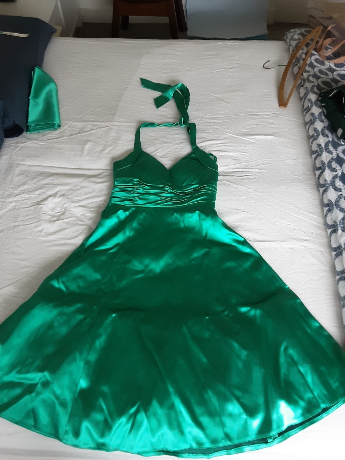 Cocktail jurk met vetersluiting en stola en petticoat, Kleding | Dames, Gelegenheidskleding, Ophalen of Verzenden, Zo goed als nieuw
