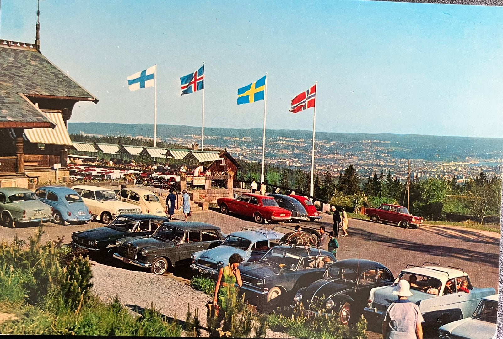 Ansichtkaart parkeerplaats met oude auto’s in Oslo Norway, Verzenden, 1960 tot 1980, Ongelopen, Voertuig