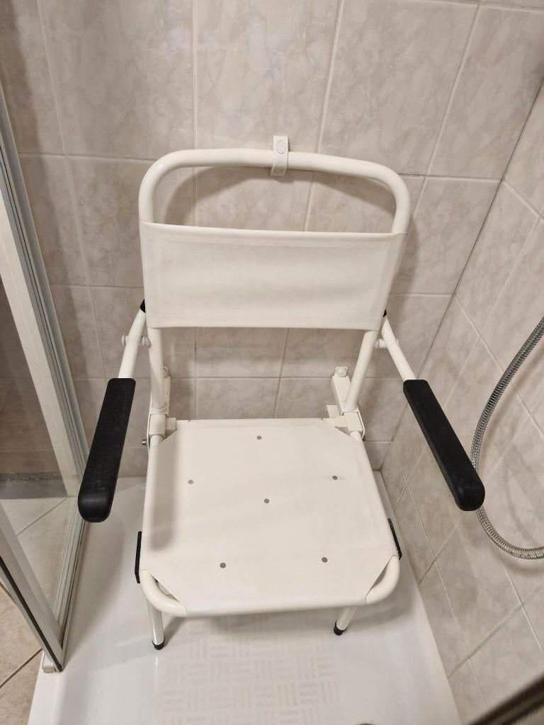 Douche stoel wandmontage inclusief wandbeugel, Ophalen, Overige typen, 50 tot 100 cm, Zo goed als nieuw