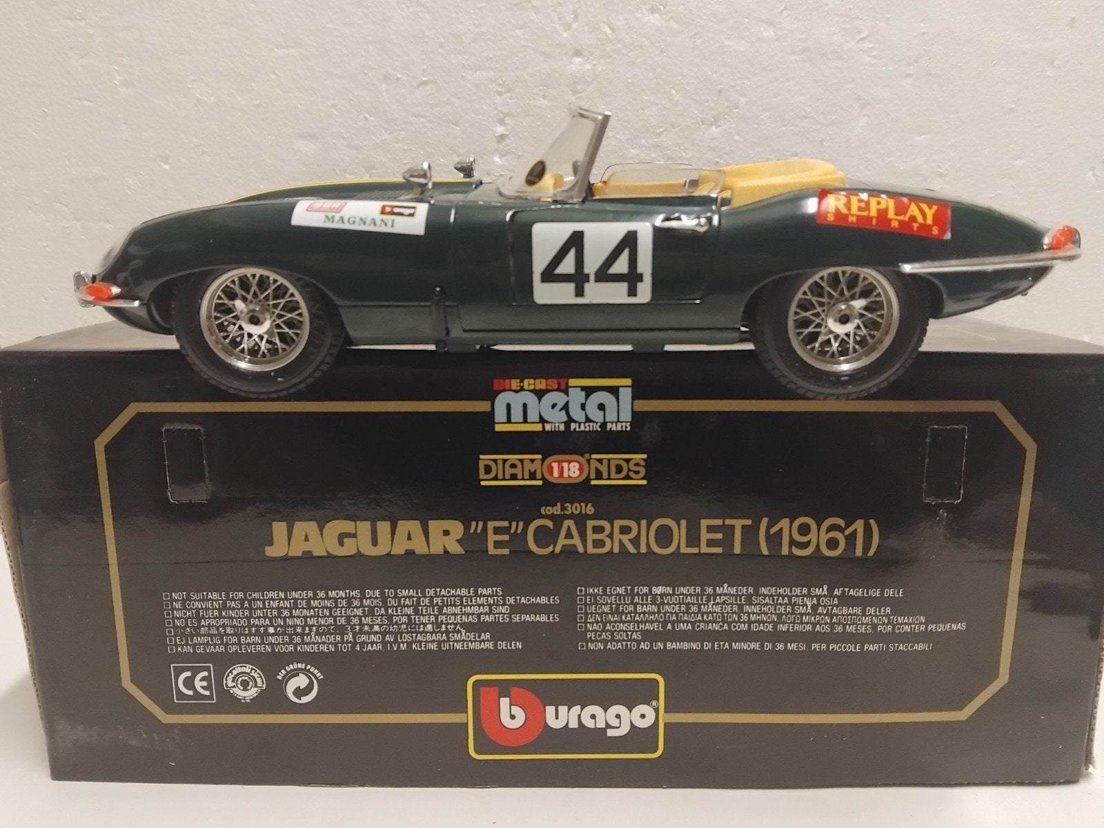 Jaguar E type cabriolet #44 dark green 1961 Bburago 1:18 KRD, Ophalen of Verzenden, Zo goed als nieuw, Auto, Bburago
