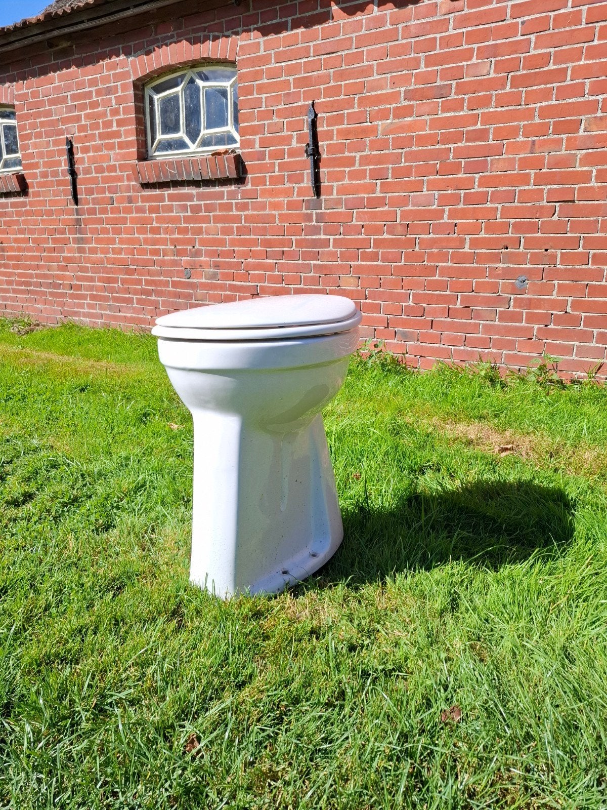 Witte WC pot met bril, Doe-het-zelf en Verbouw, Sanitair, Ophalen, Gebruikt, Steen, Toilet