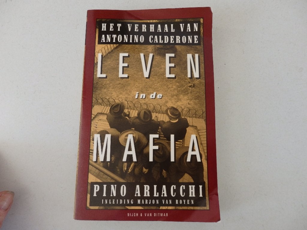 Leven in de Mafia, Ophalen of Verzenden, Zo goed als nieuw