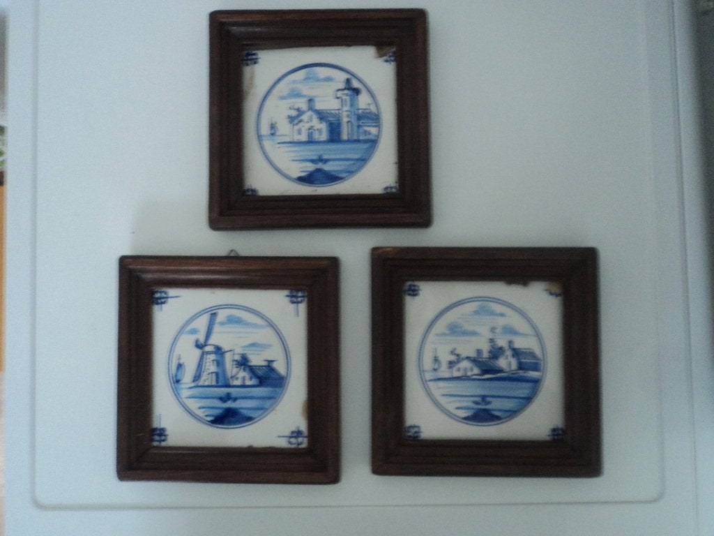 3 Antieke Delfts Blauwe Tegeltjes in Houten Lijst, Verzenden