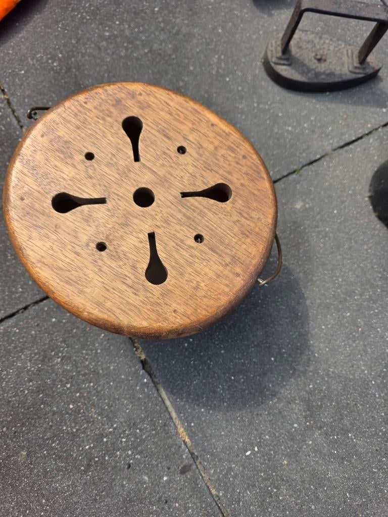 Vintage houten onderzetter met uitgesneden patroon, Antiek en Kunst, Ophalen of Verzenden