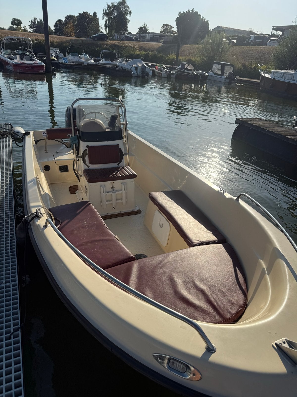 Complete Beauty 500 consoleboot met 50 PK Mercury, Watersport en Boten, Overige merken, Gebruikt, Buitenboordmotor, Kussenset