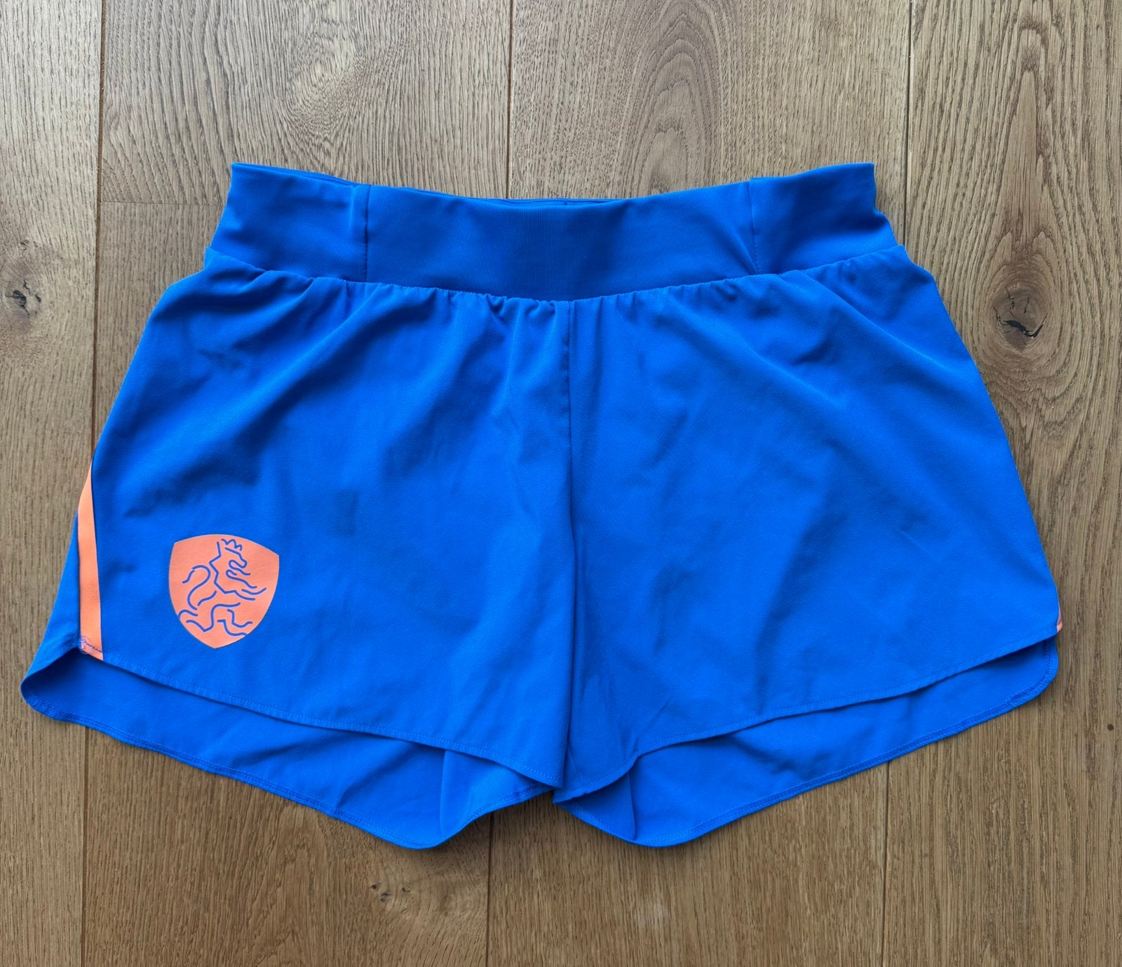 KNHB Adidas NL elftal hockey broekje short blauw maat S, Ophalen of Verzenden, Nieuw, Kleding