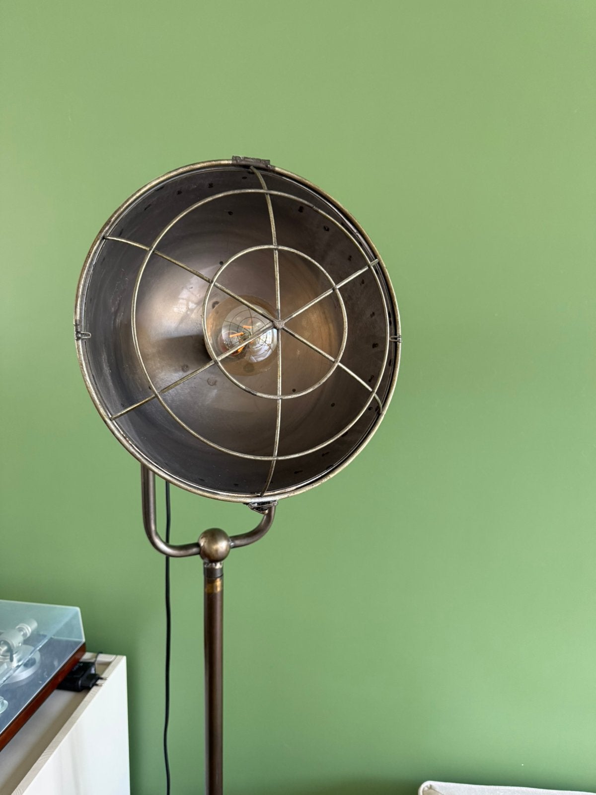 Industriële design vloerlamp Loods5, Huis en Inrichting, Lampen | Vloerlampen, Ophalen, Zo goed als nieuw, Metaal, 150 tot 200 cm