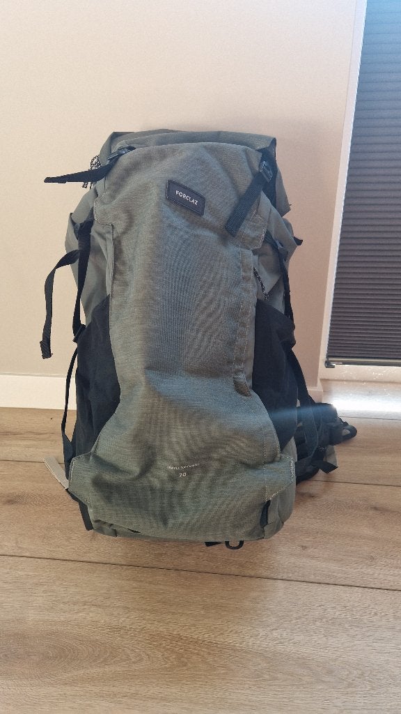 Forclaz Rugzak Travel 900 70 + 6 liter groen, 25 tot 40 cm, Zo goed als nieuw, Trekking, 60 cm of meer