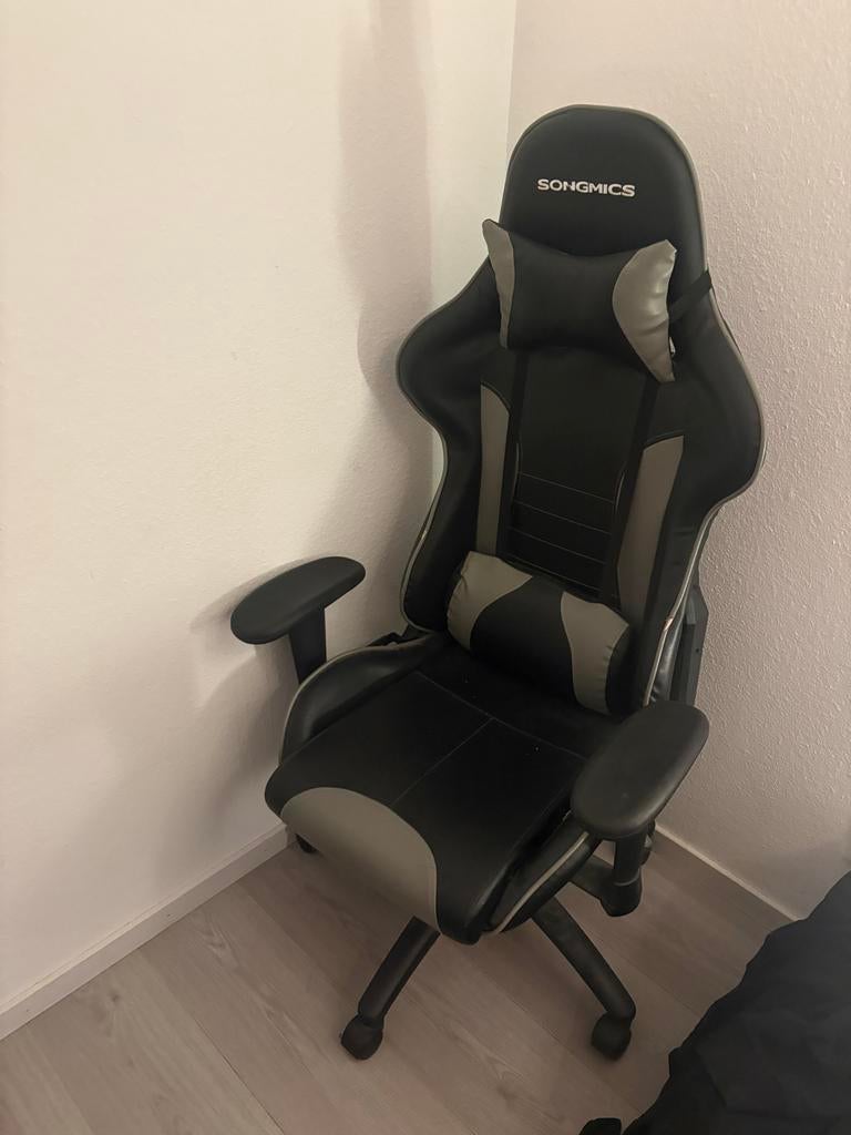 Songmics Gaming Bureaustoel - Zwart/Grijs, Ophalen, Gebruikt, Zwart, Gaming bureaustoel