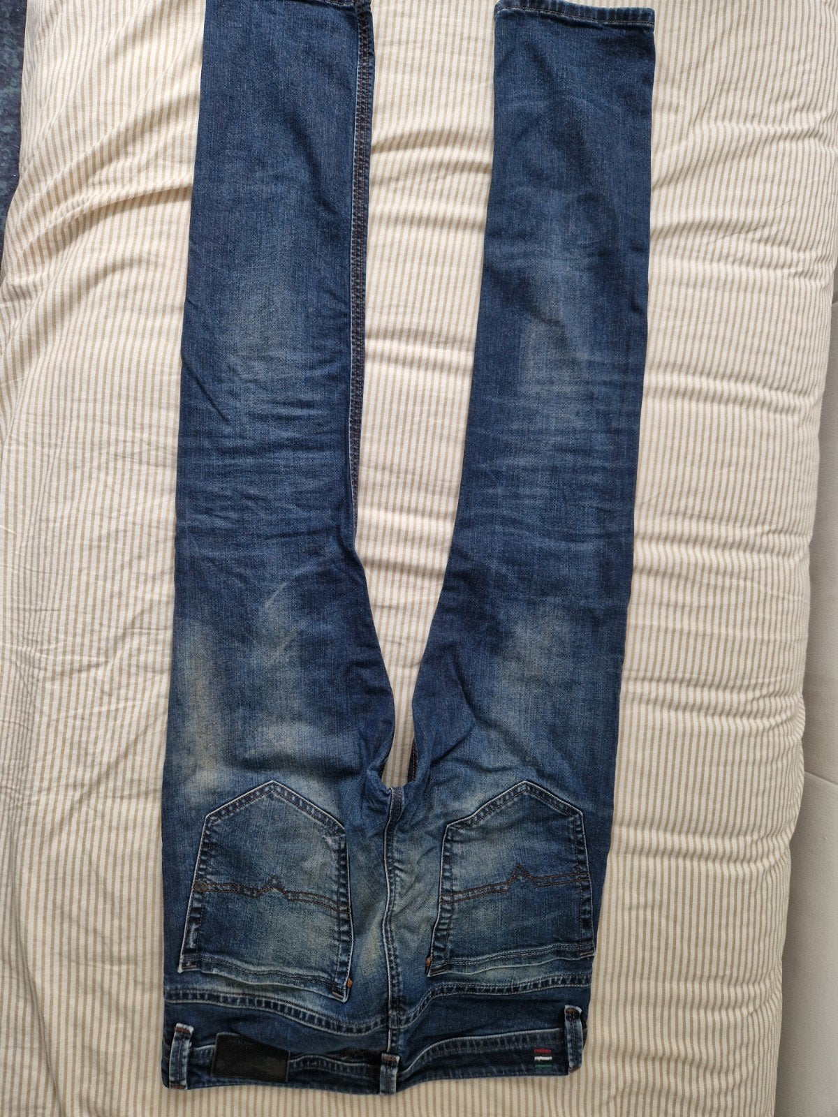 7 diesel jeans en 2 replay jeans heren, Kleding | Heren, Ophalen, Gedragen, Blauw, W32 (confectie 46) of kleiner
