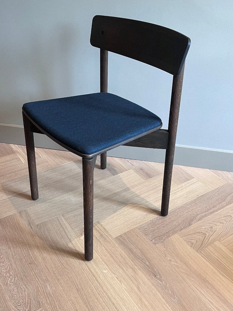 Eetkamerstoel, Ophalen, Bruin, Deens design - Takt, Zo goed als nieuw