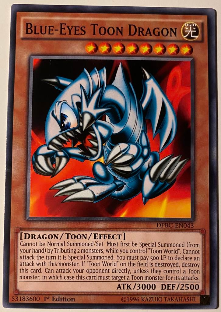 Yu-Gi-Oh! Blue-Eyes Toon Dragon DPBC 1st Edition !, Hobby en Vrije tijd, Verzamelkaartspellen | Yu-gi-Oh!, Ophalen of Verzenden