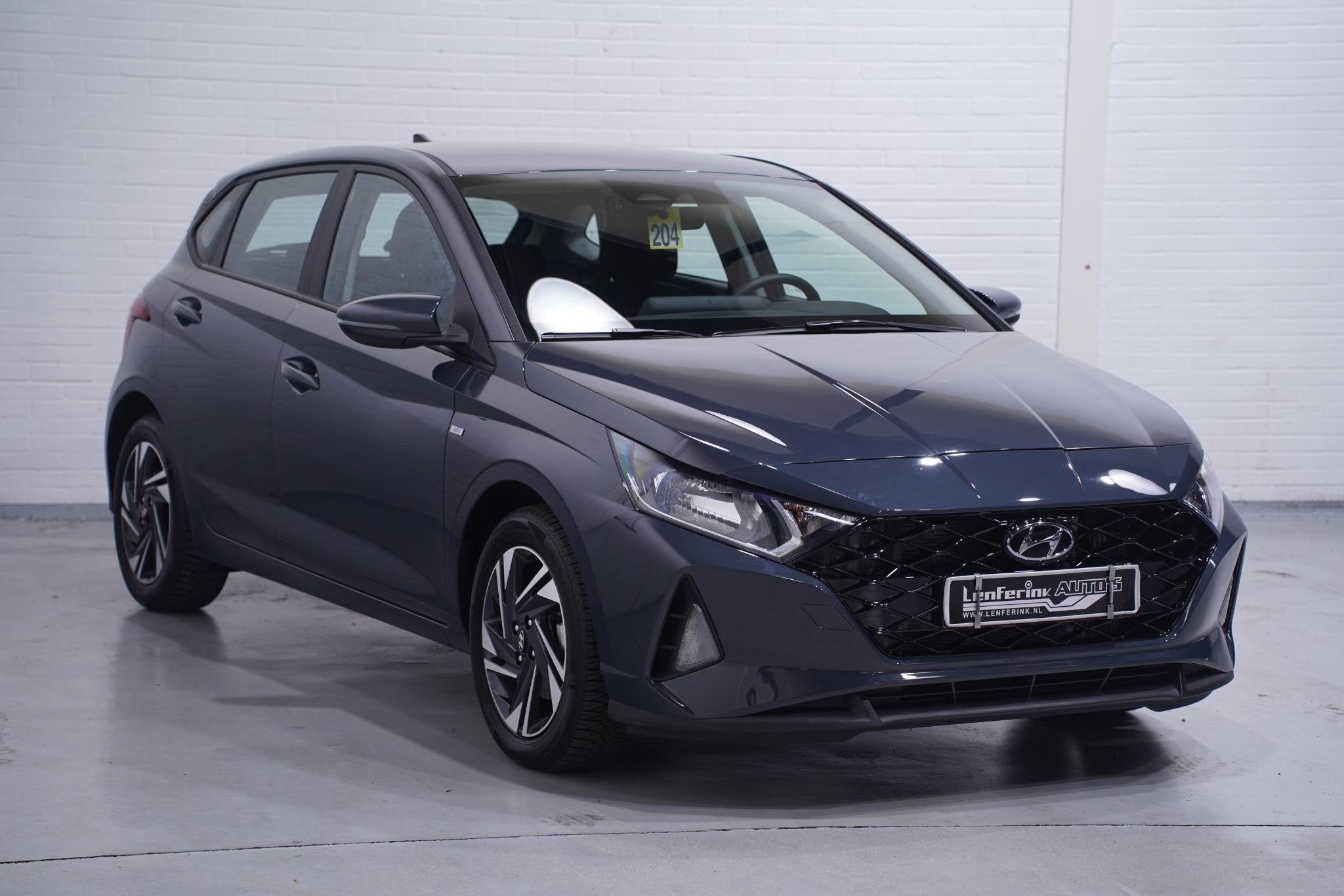 Hyundai i20 1.0 T-GDI Trend Mild Hybrid Apple Carplay Camera, Auto's, Gebruikt, 1110 kg, Bedrijf, 3 cilinders