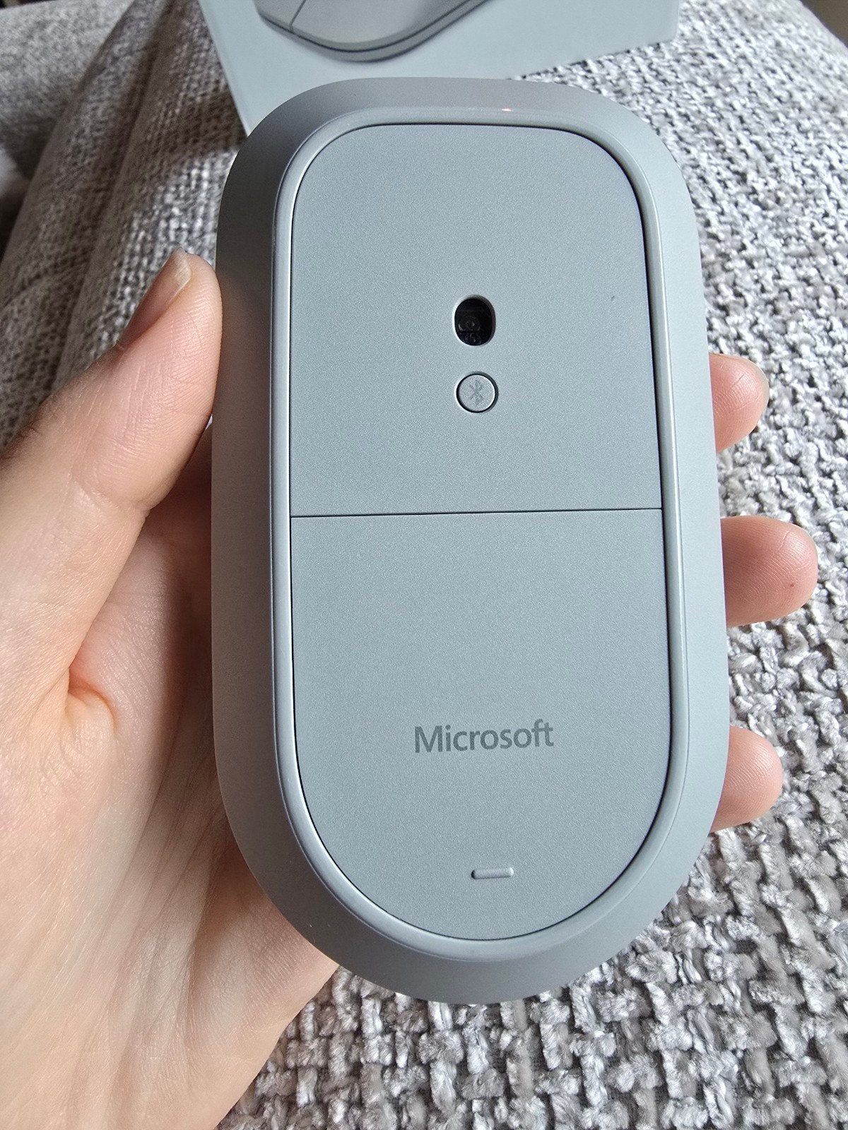 Microsoft Surface Muis - Zo goed als nieuw, Muis, Rechtshandig, Ophalen of Verzenden, Zo goed als nieuw