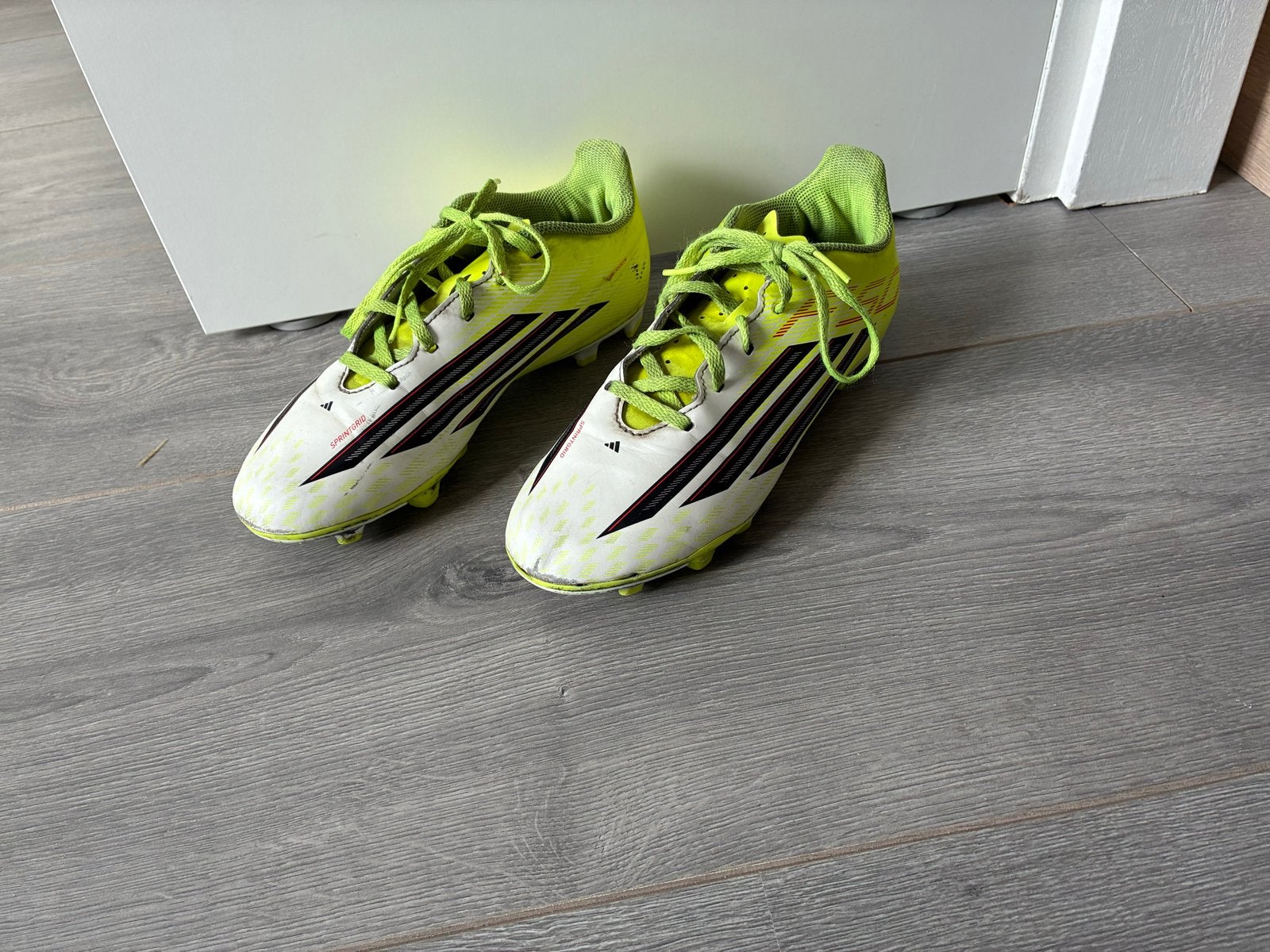 Adidas F50 voetbalschoenen maat 38 2/3, Gebruikt, Maat XS of kleiner, Schoenen, Ophalen of Verzenden