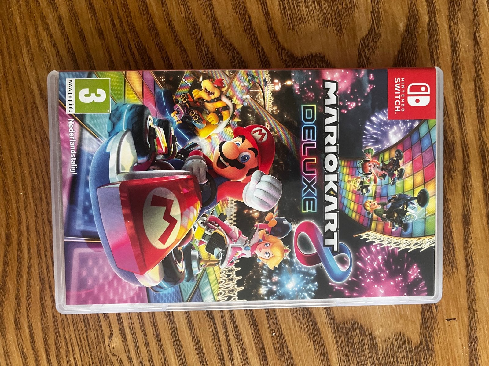 Mario Kart 8 Deluxe - Nintendo Switch, Spelcomputers en Games, Ophalen, Racen en Vliegen, Eén computer, Zo goed als nieuw