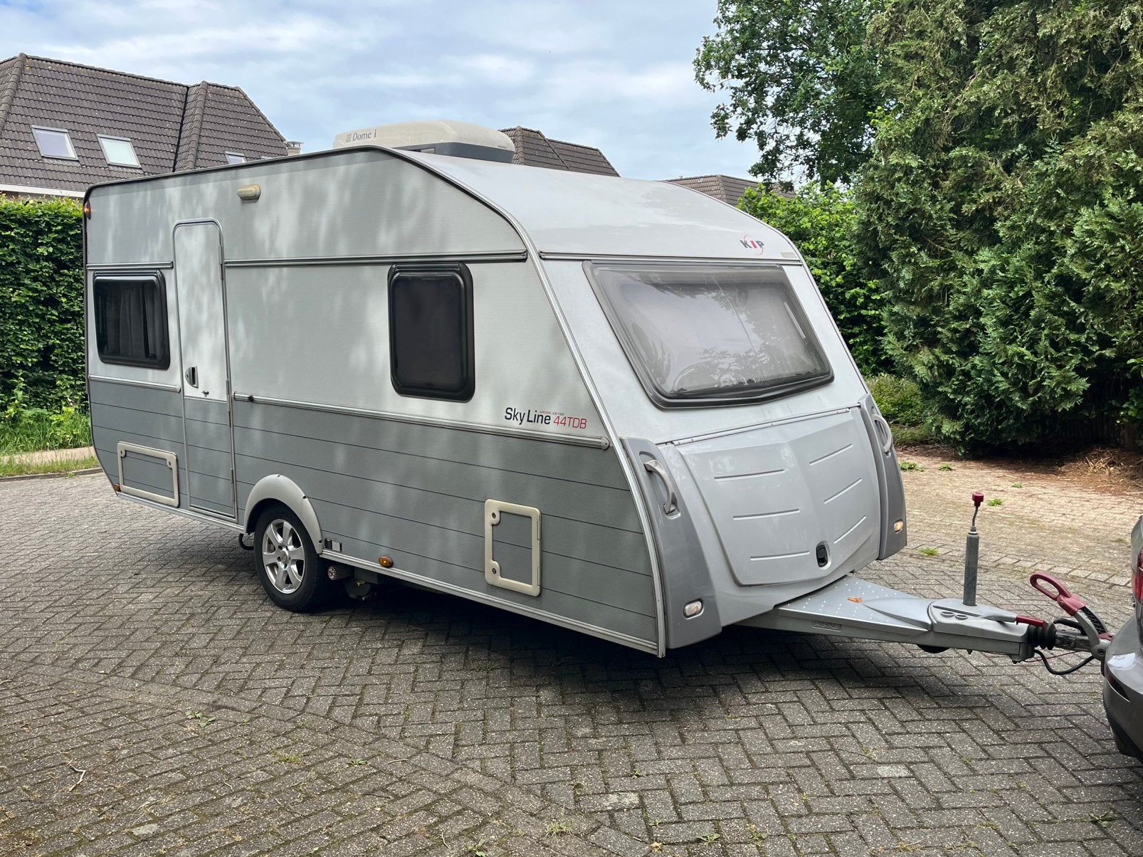 Kip Sky Line 44 TDB met vloerverwarming en mover, Standaardzit, Kip, Frans bed, Schokbreker