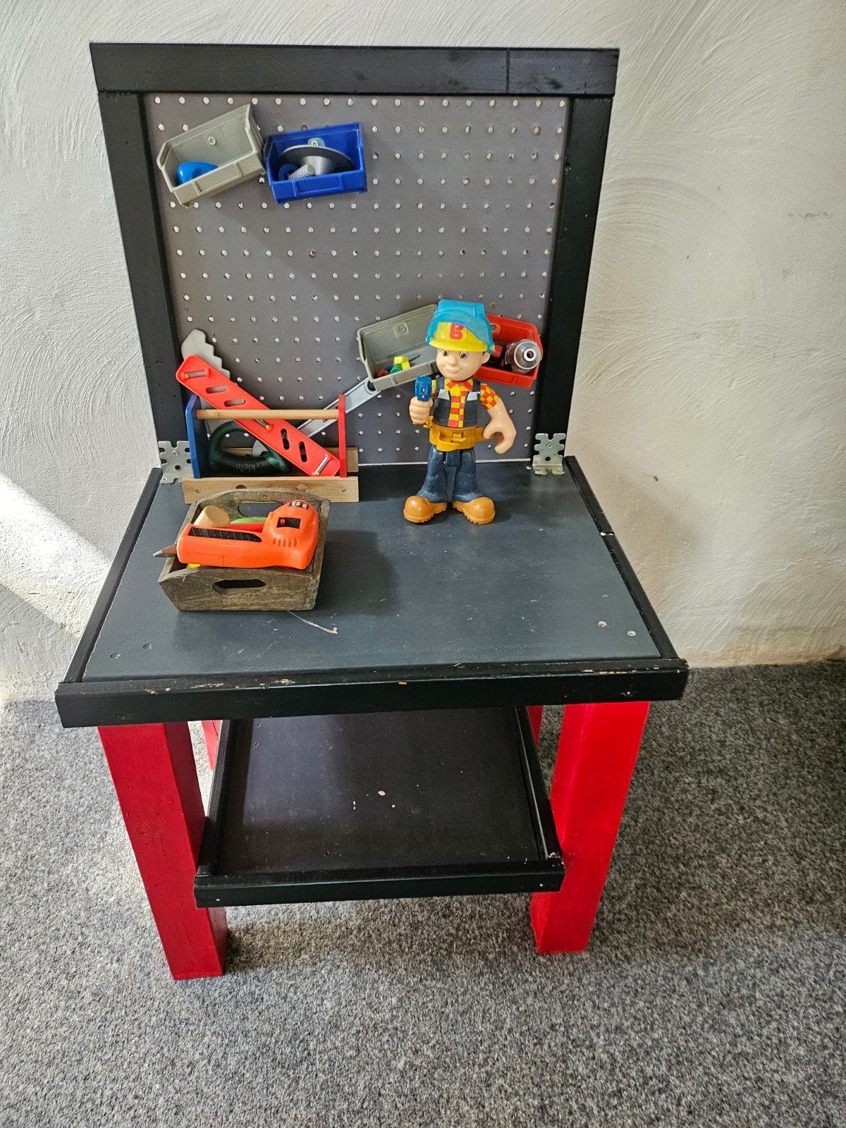 Houten werkbank met Bob de Bouwer figuur en gereedschap, Kinderen en Baby's, Speelgoed | Educatief en Creatief, Ophalen, Gebruikt