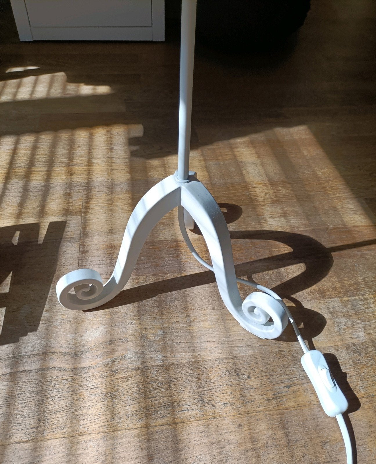 Onderstel lamp met kapje, Huis en Inrichting, Ophalen of Verzenden, Gebruikt, Rond
