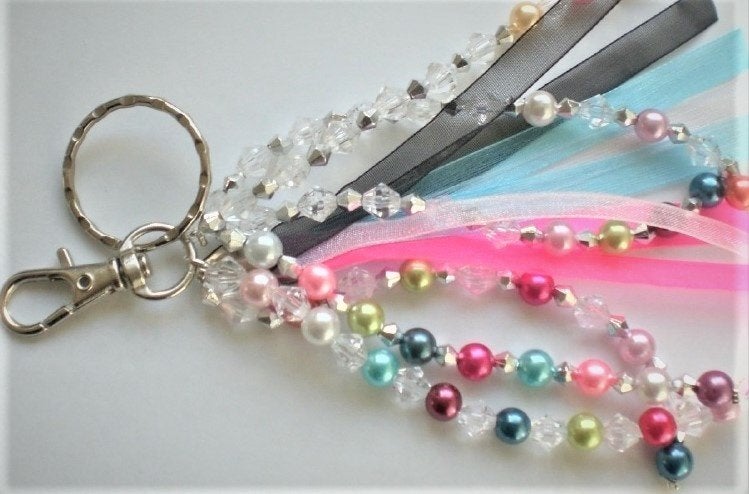 11x Tas/sleutelhanger parels gekleurd 14, Info@hobbymagic.nl, Nieuw, Verzenden, Stadskanaal