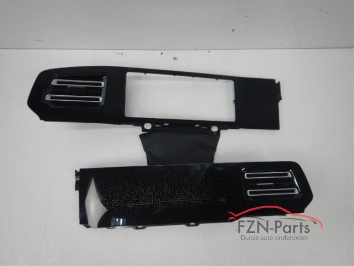VW Tiguan 571 R-Line Dashboard inleg Verlicht (571858394), Auto-onderdelen, Ophalen of Verzenden, Gebruikt
