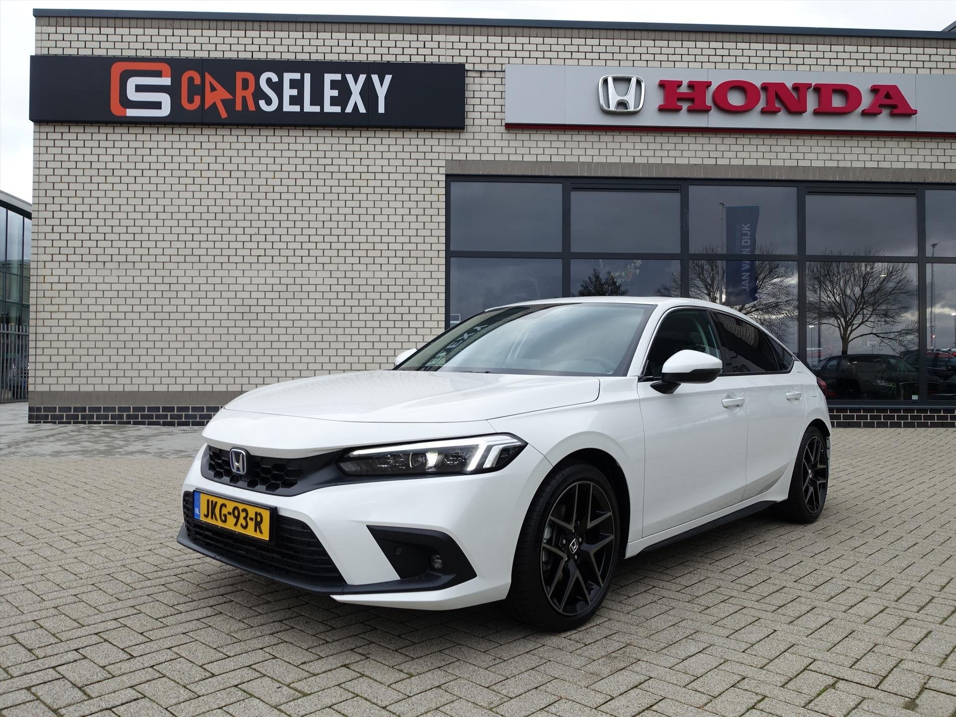 HONDA Civic 2.0 HYBRID 184PK eCVT Advance Rijklaarprijs in P, Auto's, Gebruikt, Wit, Bedrijf, Parkeercamera