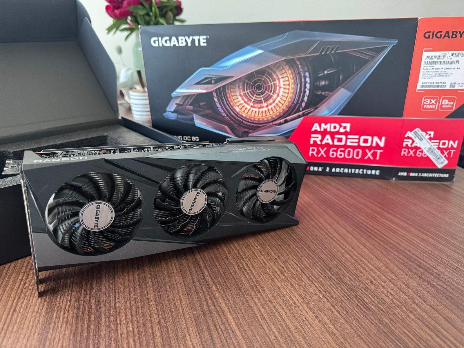 AMD Radeon RX 6600 XT 8GB - Zo goed als nieuw, Computers en Software, Videokaarten, Ophalen, GDDR6, PCI-Express 4, Zo goed als nieuw