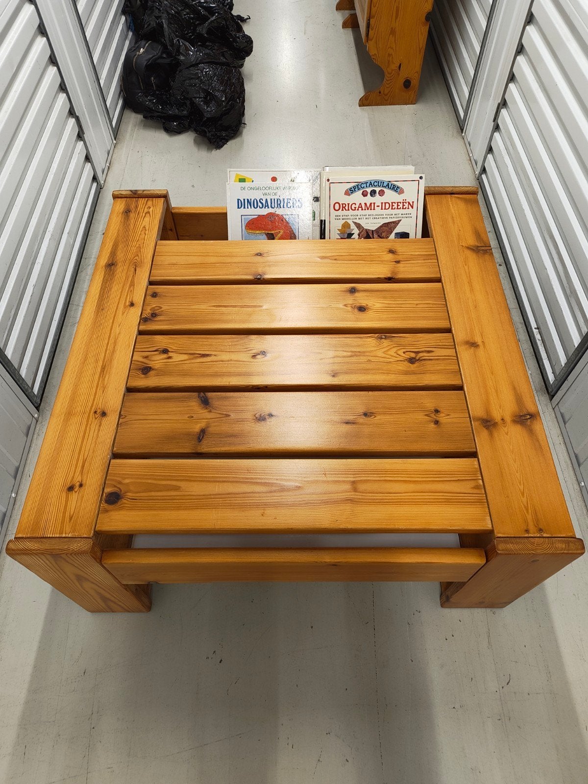 Salontafel met tijdschriftenhouder, echt hout, Ophalen, Gebruikt, 50 tot 100 cm, Vierkant