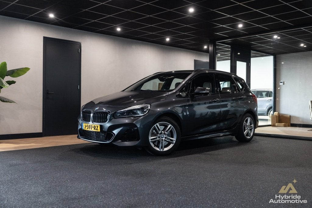 BMW 2 Serie Active Tourer 225xe iP High Exec. | Memory | HuD, 12 maanden, 136 pk, Gebruikt, 1650 kg