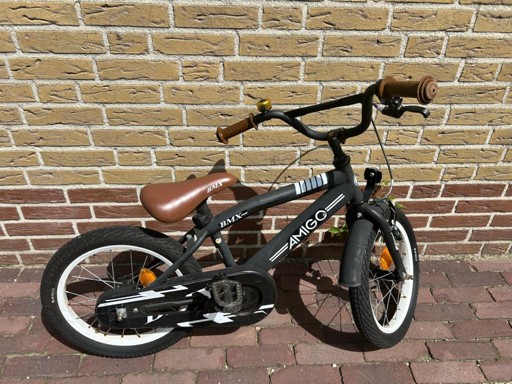 Amigo BMX kinderfiets 16 inch met zijwieltjes, Ophalen, Terugtraprem, Zijwieltjes, 16 tot 20 inch