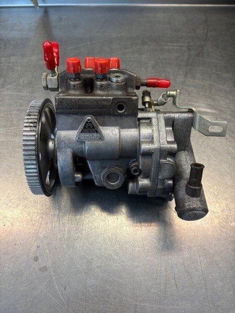 bmw 2002 tii kugelfischerpomp gereviseerd e10, Ophalen, Gereviseerd