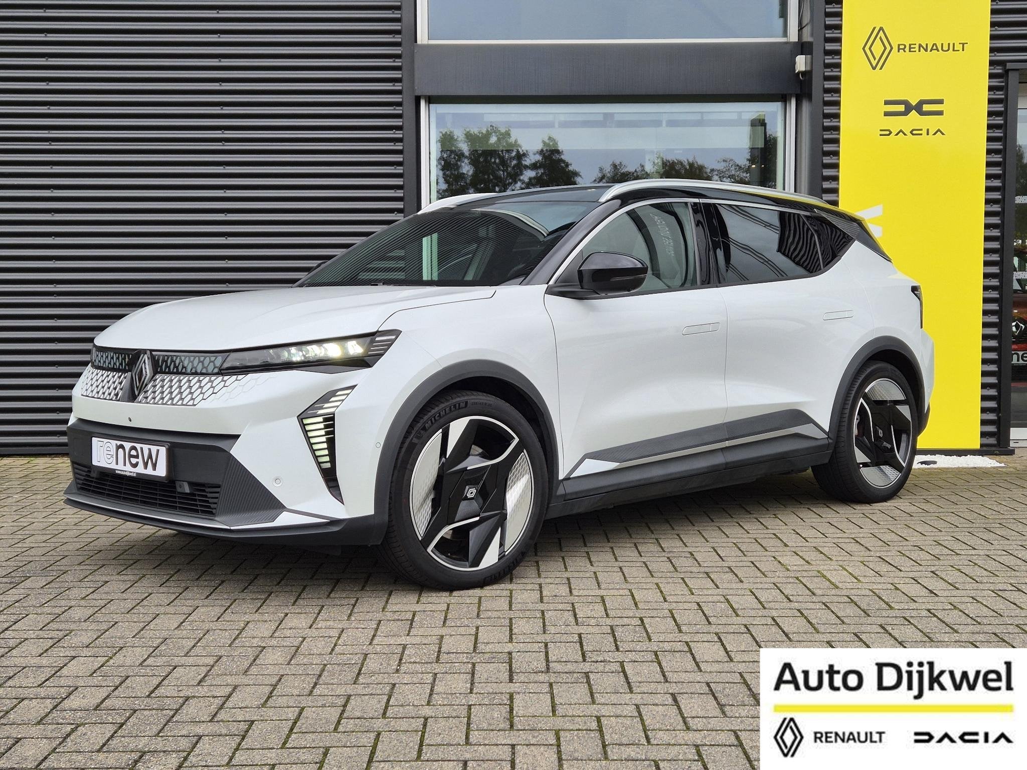 Renault Scenic E-Tech EV87 long range iconic SolarBay dak, H, Dealer onderhouden, Gebruikt, Leder en Stof, Wit