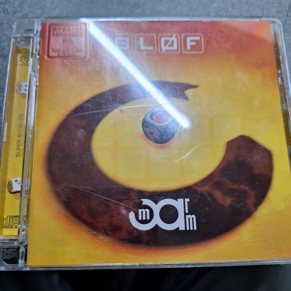 Sacd blof omarm, Ophalen of Verzenden, Zo goed als nieuw, Levenslied of Smartlap