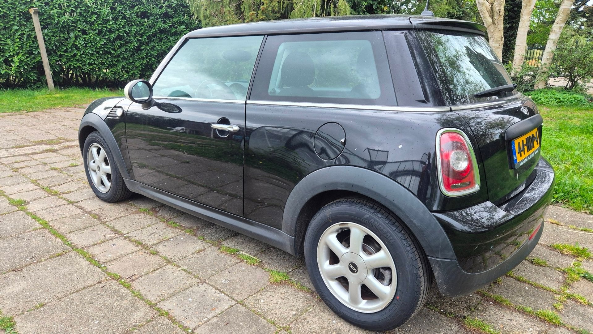 Mini Mini 1.6 One MINIMALIST BUSINESSLINE NWE APK, Voorwielaandrijving, Euro 5, 4 cilinders, 4 stoelen